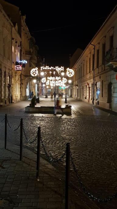 Komfortowy Apartament W Centrum Nowego Sacza Nowy Sącz Exterior foto