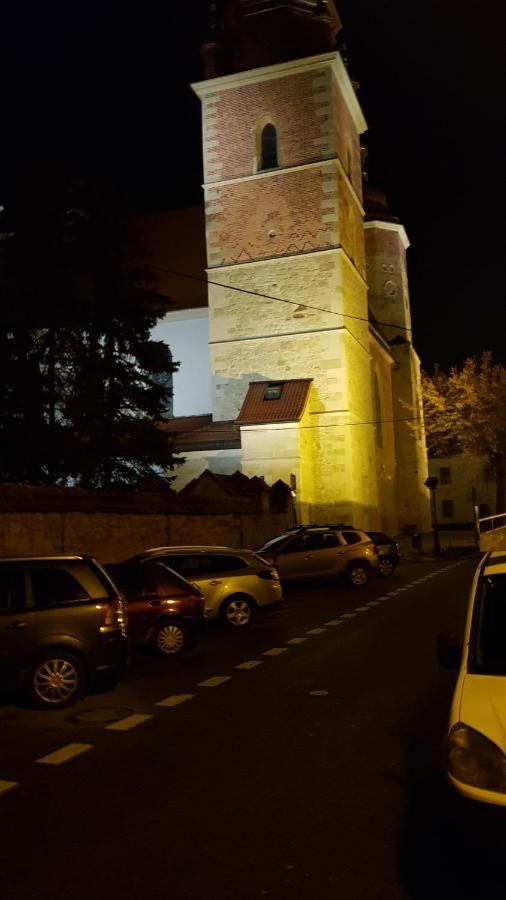 Komfortowy Apartament W Centrum Nowego Sacza Nowy Sącz Exterior foto